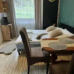 Zielona Laka Πανσιόν