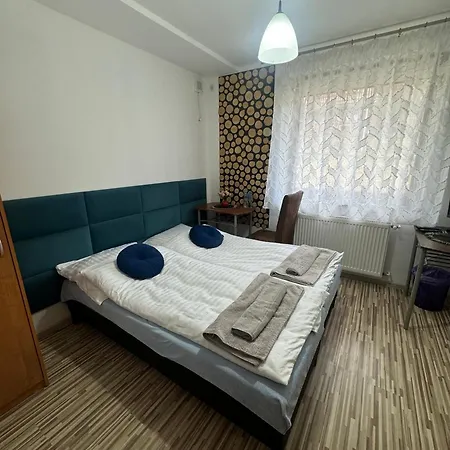 Zielona Laka Pensión 3*